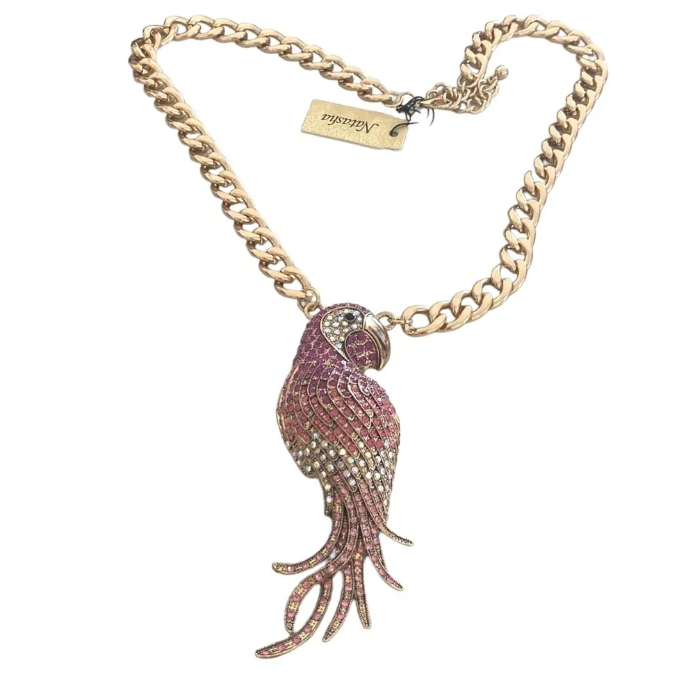 NWT Natasha Tropical Parrot Chunky Gold tone chain Rhinestone necklace 16”